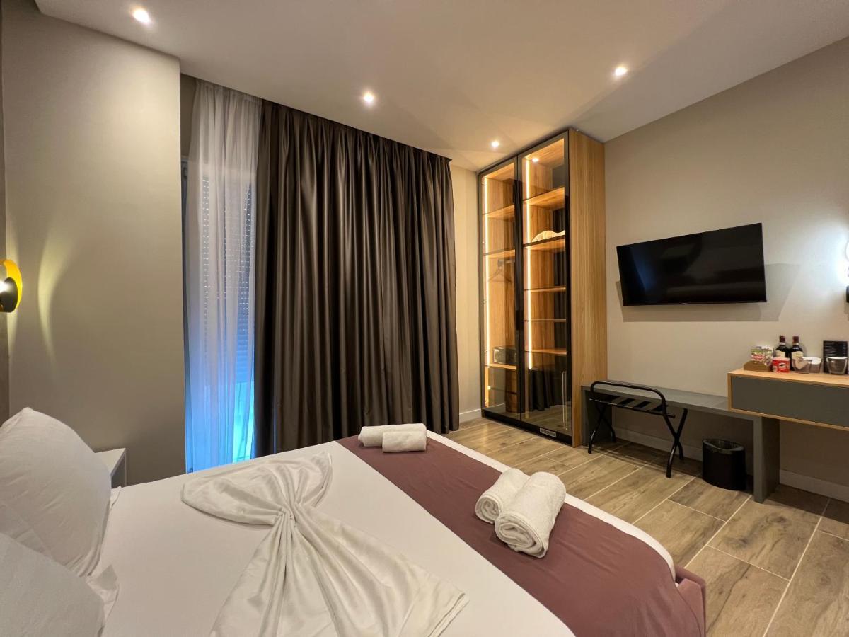 Domus Hotel & Apartments Shengjin Exterior photo
