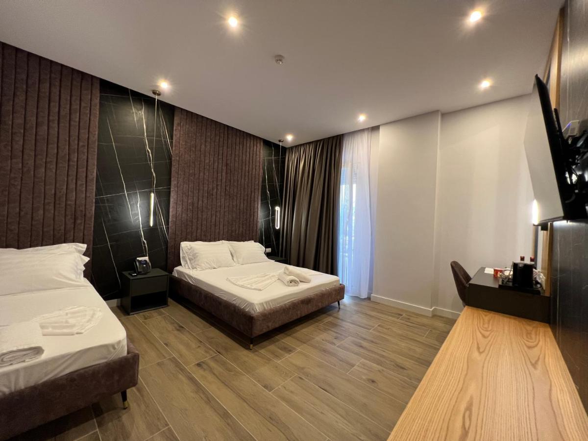 Domus Hotel & Apartments Shengjin Exterior photo