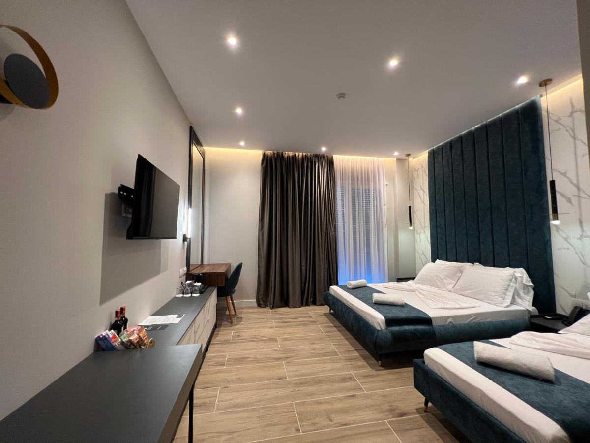Domus Hotel & Apartments Shengjin Exterior photo