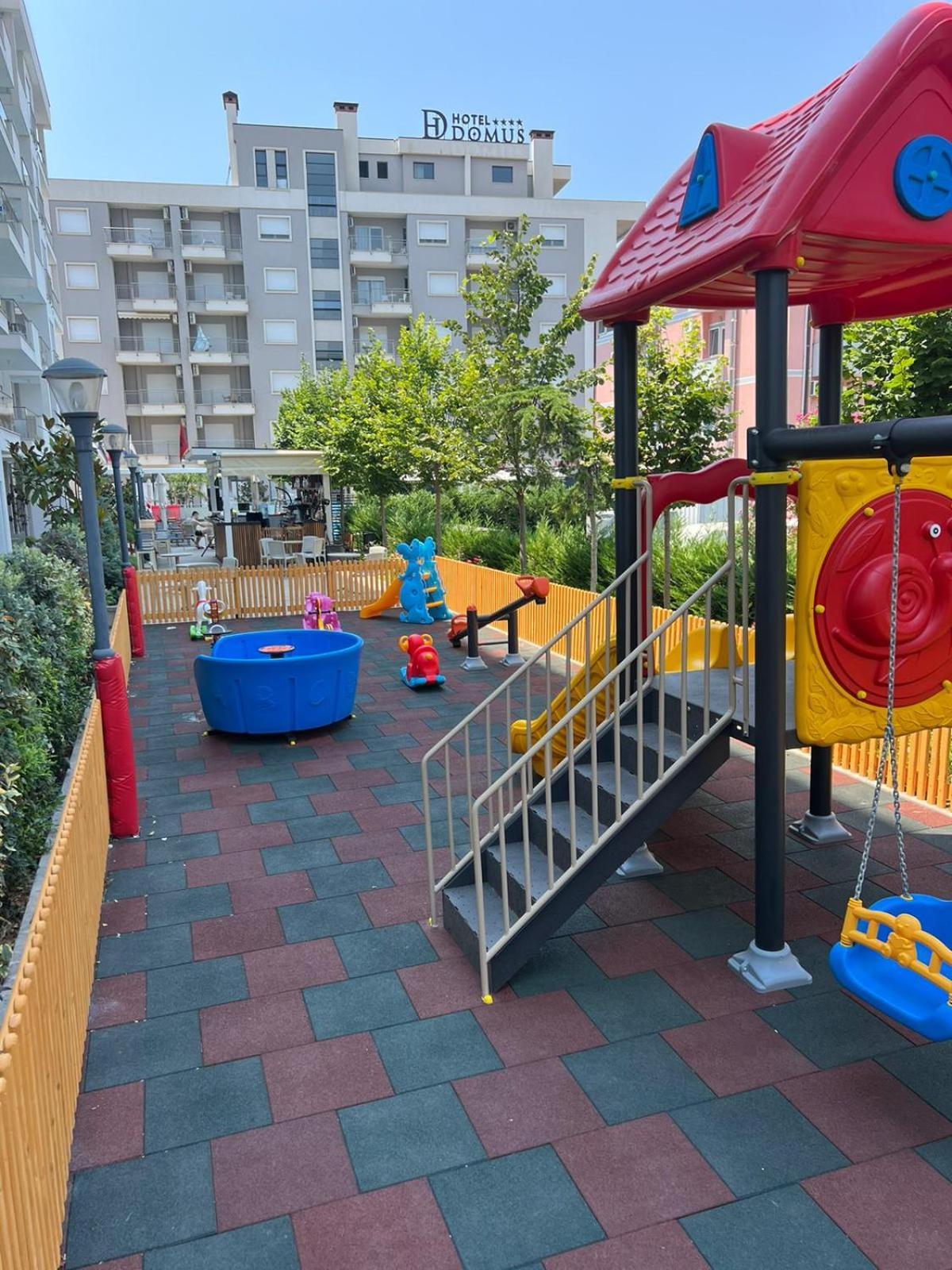 Domus Hotel & Apartments Shengjin Exterior photo