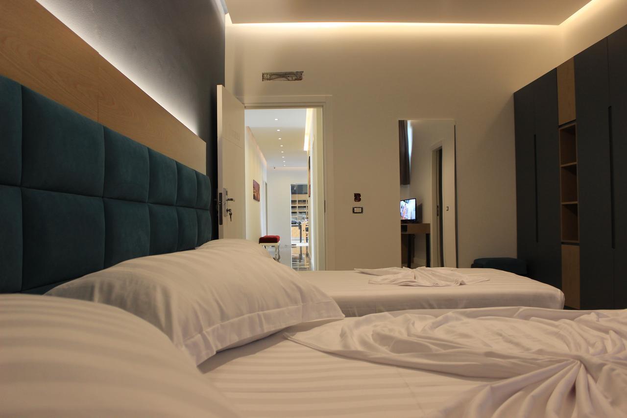 Domus Hotel & Apartments Shengjin Exterior photo