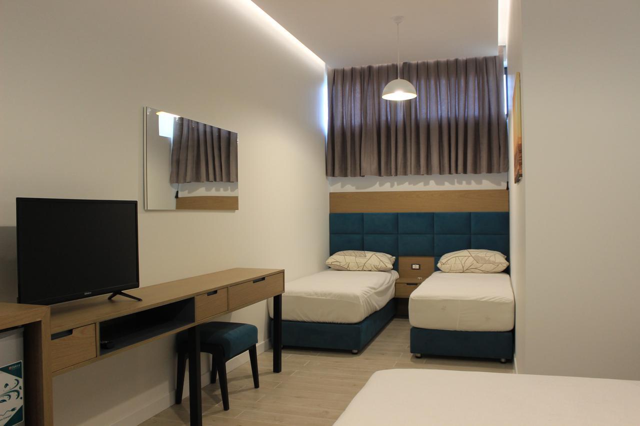 Domus Hotel & Apartments Shengjin Exterior photo
