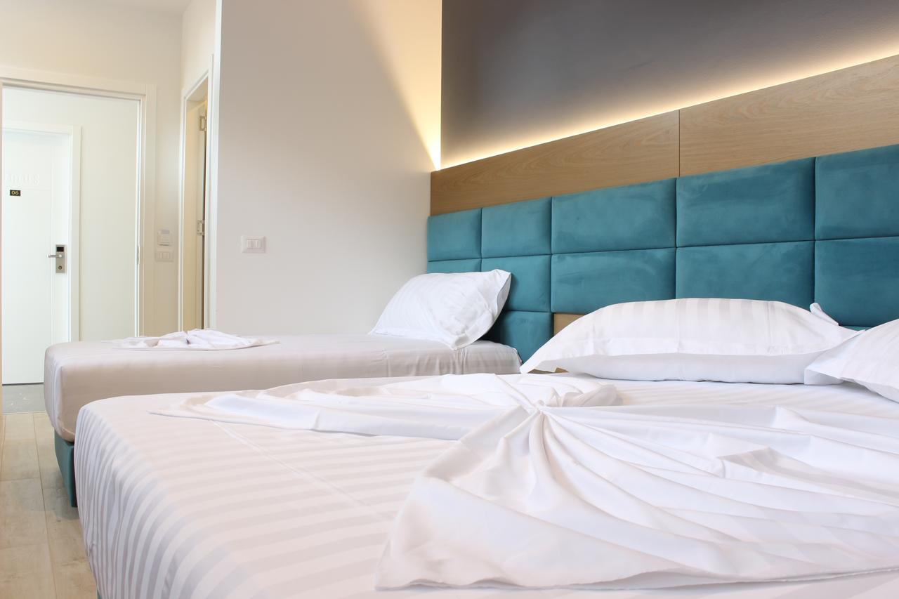 Domus Hotel & Apartments Shengjin Exterior photo